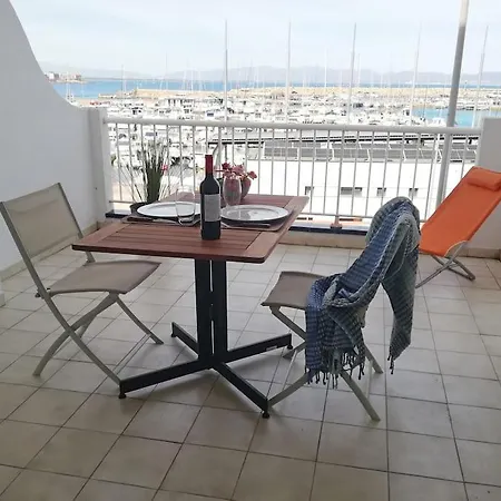 Апартаменты Estudi Nautic Port La Clota Ля Эскала